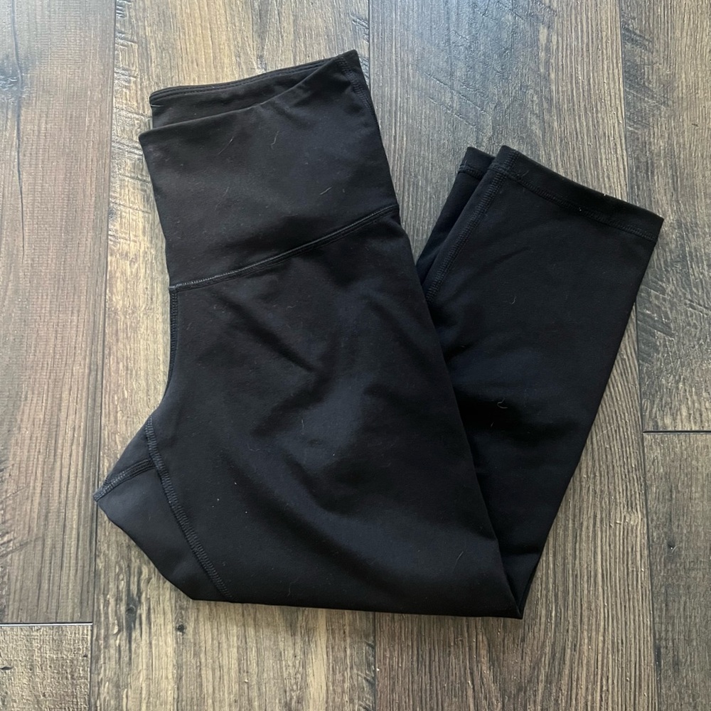 Old Navy Active Cropped Leggings